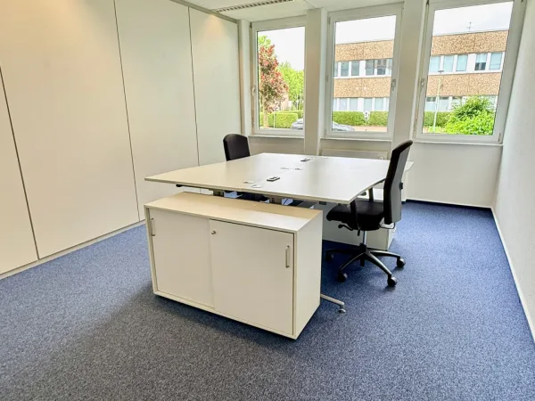 Abschließbares Büro in Ratingen – Modernes Business Center mit hellen Büroräumen in Ratingen — Bild 1