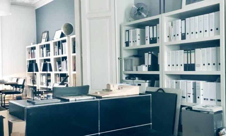 Charmantes Einzelbüro im Altbau in Bürogemeinschaft in