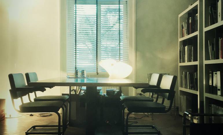 Charmantes Einzelbüro im Altbau in Bürogemeinschaft in