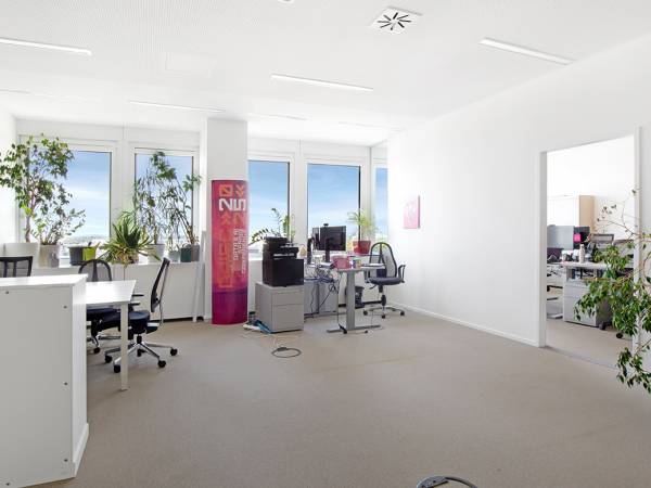Moderne Bürogemeinschaft mit Panoramablick in München-Nymphenburg — Bild 7