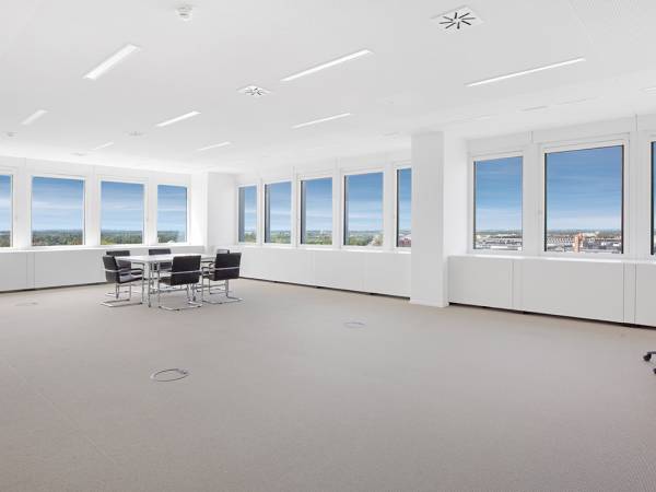Moderne Bürogemeinschaft mit Panoramablick in München-Nymphenburg — Bild 5