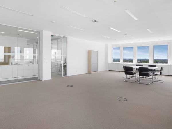 Moderne Bürogemeinschaft mit Panoramablick in München-Nymphenburg — Bild 2