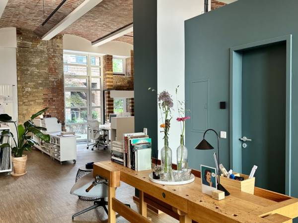 Schöne Loft-Bürogemeinschaft mit Kappendecken in Berlin-Mitte — Bild 6
