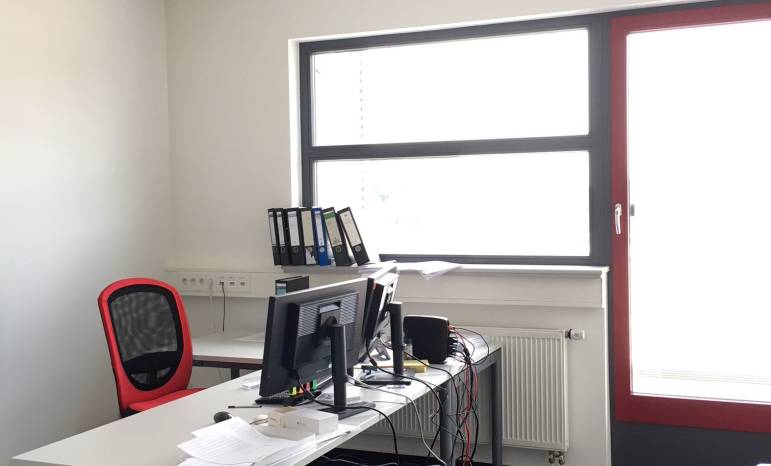 Flexible Büroetage mit Großraumbüro & Einzelbüros in Köln-Godorf