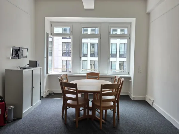 Abschließbares Büro in Köln (Altstadt-Nord) – Repräsentative Bürogemeinschaft im Kölner Bankenviertel — Bild 2