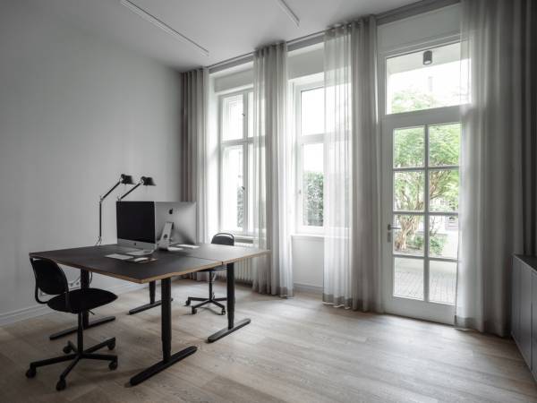 Büroraum mit Garten in repräsentativer Bürogemeinschaft — Bild 1