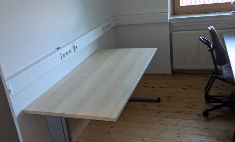 Büro 1