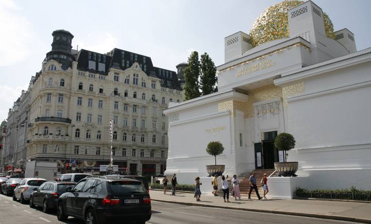Zentrale Lage - direkt neben der Secession