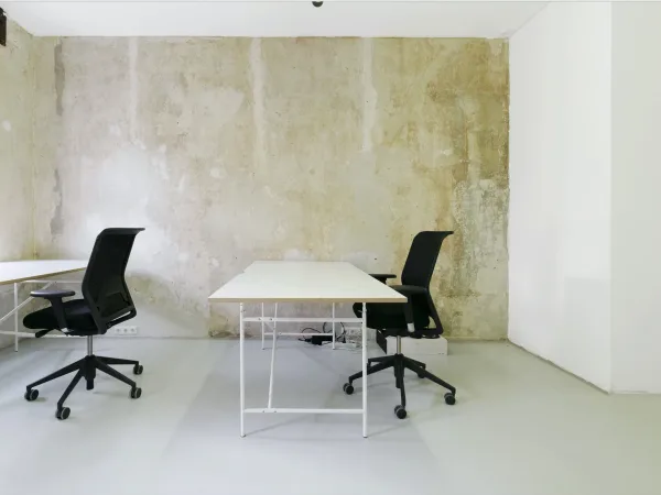 Schreibtischplatz in Berlin (Lichtenberg) – Ruhige Bürogemeinschaft im Altbau in Berlin-Lichtenberg — Bild 4
