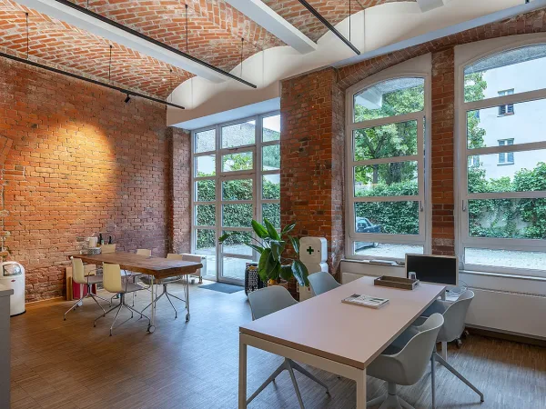 Schreibtischplatz in Berlin (Mitte) – Kreative Bürogemeinschaft im Loft-Stil in Berlin-Mitte — Bild 2