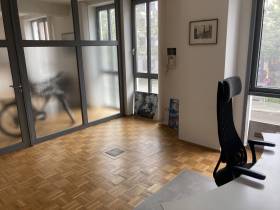 Helle Büroräume in ruhiger Bürogemeinschaft in München-Obergiesing