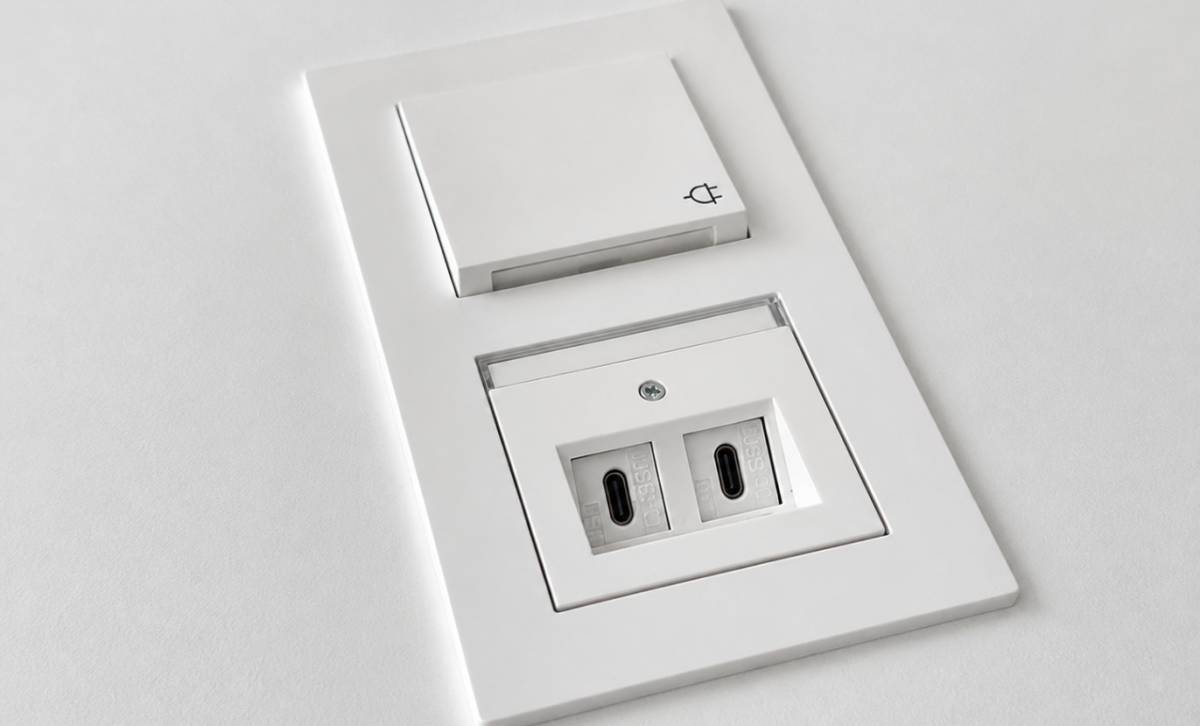 Elektrisch höhenverstellbare Schreibtische