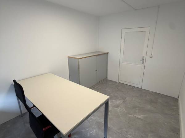 Modernes Büro mit gehobener Ausstattung in Langenhagen — Bild 1