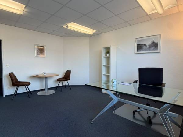 Modernes und repräsentatives Büro in Wedemark-Bissendorf — Bild 1