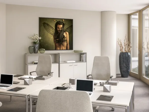 Abschließbares Büro in Düsseldorf (Stadtmitte) – Modernes Business Center mit Premium Büros & Coworking in Düsseldorf — Bild 2