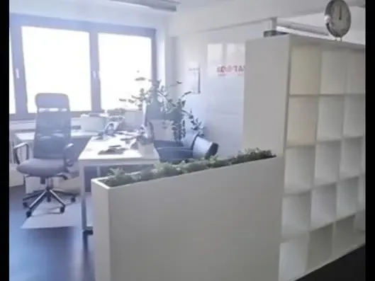 Bürofläche in Düsseldorf (Stadtmitte) – Helle Bürogemeinschaft im Herzen von Düsseldorf Stadtmitte — Bild 1