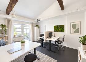 Büro mit Balkon
