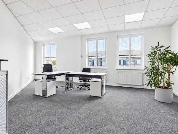 Moderne Büroräume in hochwertiger Bürogemeinschaft in Ismaning — Bild 1