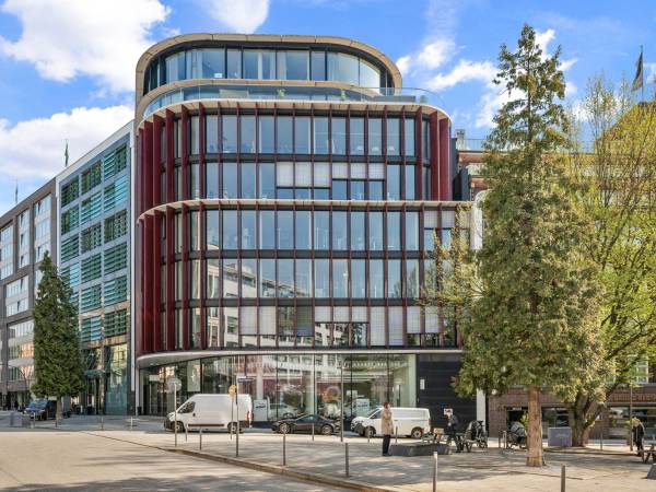Modernes Business Center & Coworking mit Dachterrasse in Hamburg — Bild 2