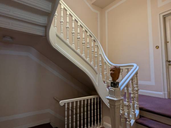 Stylisches Agentur Büro in Gründerzeit Villa in Hamburg Eimsbüttel — Bild 3