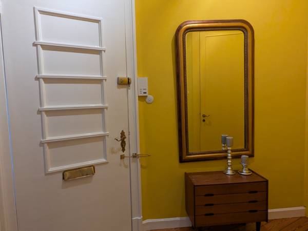 Stylisches Agentur Büro in Gründerzeit Villa in Hamburg Eimsbüttel — Bild 7