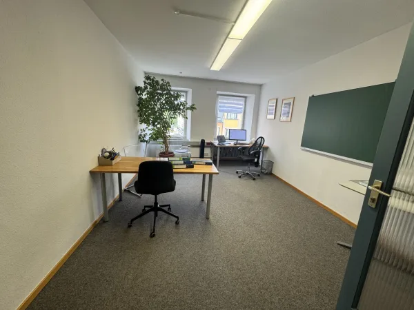 Abschließbares Büro in Villingen-Schwenningen – Zentrale Büroflächen in Bürogemeinschaft in Villingen — Bild 7