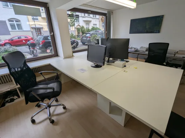 Schreibtischplatz in Düsseldorf (Pempelfort) – Ruhige Bürogemeinschaft in Düsseldorf-Pempelfort — Bild 8