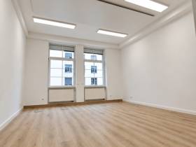 Luxuriöse Einzelbüros in stilvoller Bürogemeinschaft in
