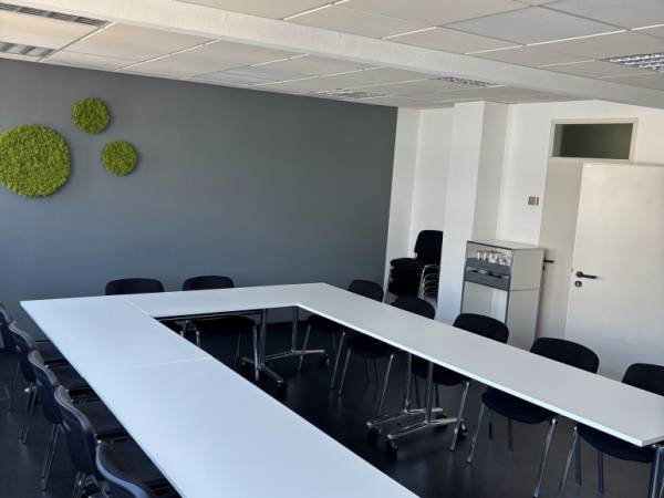Voll ausgestattetes Business Center in Saarbrücken-Sankt Johann — Bild 1