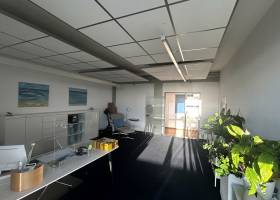 Büroraum 1 – großzügig und lichtdurchflutet