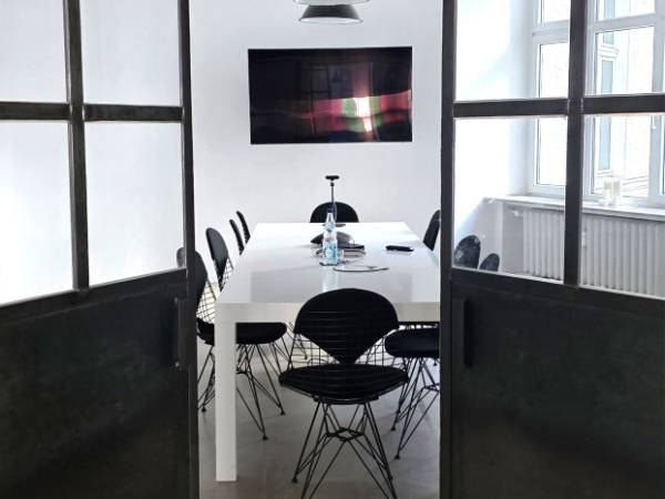 Kreatives Altbau Galeriebüro mit Terrasse in Köln-Innenstadt — Bild 7