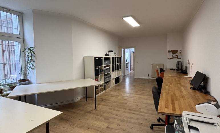 Bürozimmer 30m²