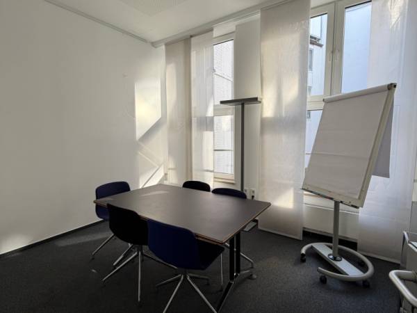 Abschließbares Büro in Hamburg (Altstadt) – Kreative Bürogemeinschaft in Hamburg Mitte — Bild 3