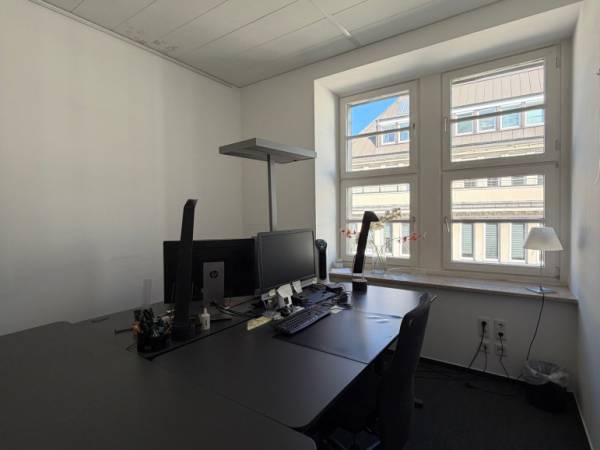 Abschließbares Büro in Hamburg (Altstadt) – Kreative Bürogemeinschaft in Hamburg Mitte — Bild 8