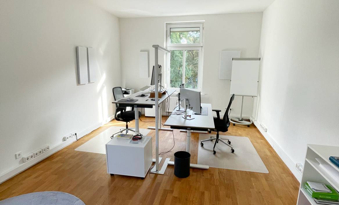 Büroraum im schönen Altbau in Stuttgart-Bad Cannstatt
