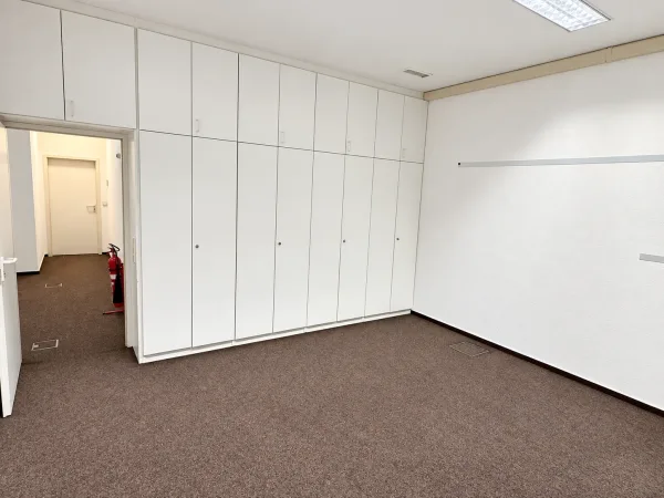 Abschließbares Büro in Leverkusen (Wiesdorf) – Modernes Business Center mit Coworking in Leverkusen-Wiesdorf — Bild 2