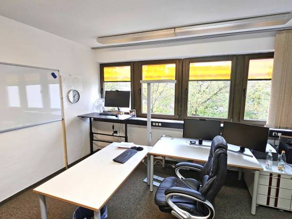 Abschließbares Büro in Ottobrunn (Unterbiberg) – Flexibles Arbeiten auch für Oneman-Businesses in Stadtnähe mieten — Bild 3