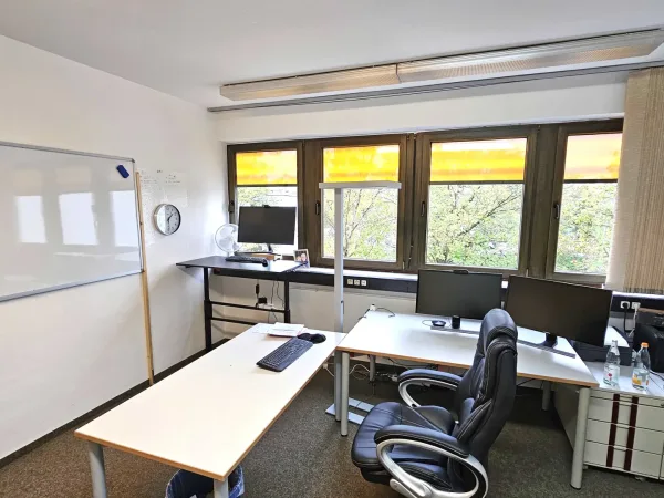 Abschließbares Büro in Ottobrunn (Unterbiberg) – Flexibles Arbeiten auch für Oneman-Businesses in Stadtnähe mieten — Bild 3