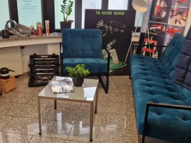 Arbeitsplatz in aktiver Bürogemeinschaft in Köln-Ehrenfeld
