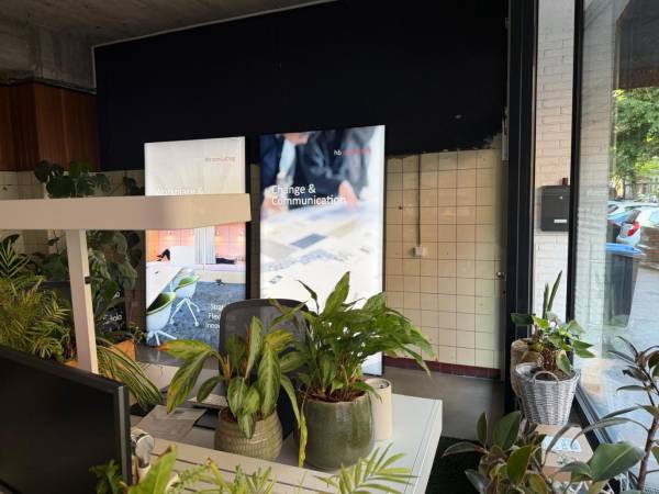 Schreibtischplatz in Düsseldorf (Bilk) – Helle Bürogemeinschaft über zwei Etagen in Bilk — Bild 8