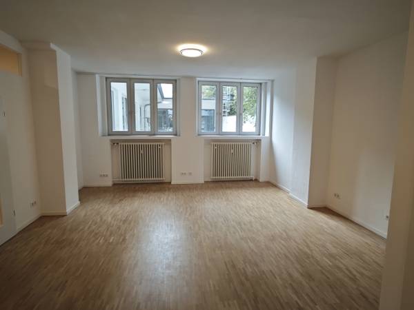 Abschließbares Büro in Düsseldorf (Stadtmitte) – Zentrale Bürogemeinschaft mit Einzelbüros in Düsseldorf-Stadtmitte — Bild 2