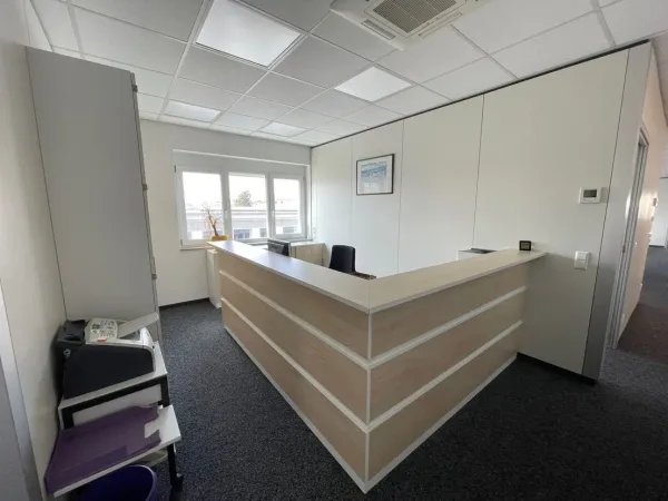 Abschließbares Büro in Asperg – Attraktive und repräsentative Büroetage in Asperg — Bild 2