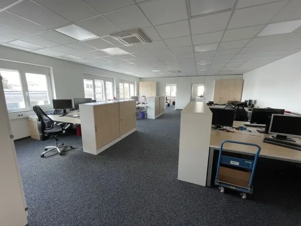 Abschließbares Büro in Asperg – Attraktive und repräsentative Büroetage in Asperg — Bild 4