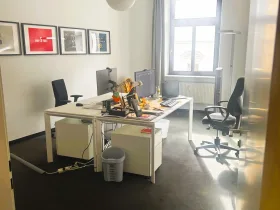 Heller Büroraum in charmanter Bürogemeinschaft Altstadt-Lehel