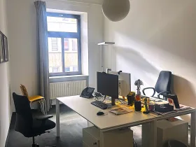 Heller Büroraum in charmanter Bürogemeinschaft Altstadt-Lehel