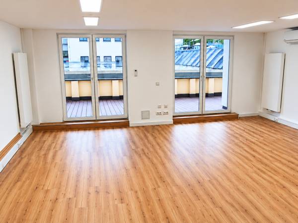 Abschließbares Büro in Köln (Innenstadt) – Brandneue Bürogemeinschaft mit großer Terrasse in Köln-Innenstadt — Bild 1
