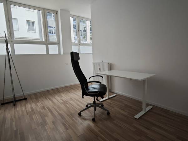 Abschließbares Büro in Düsseldorf (Stadtmitte) – Zentrale Bürogemeinschaft mit Einzelbüros in Düsseldorf-Stadtmitte — Bild 1