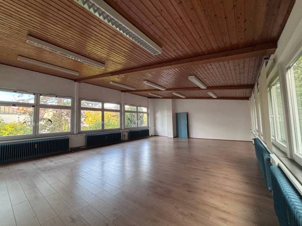 Bürofläche in Böblingen (Weststadt) – Eigene abgeschlossene Büro oder Praxisfläche in Böblingen Weststadt — Bild 2