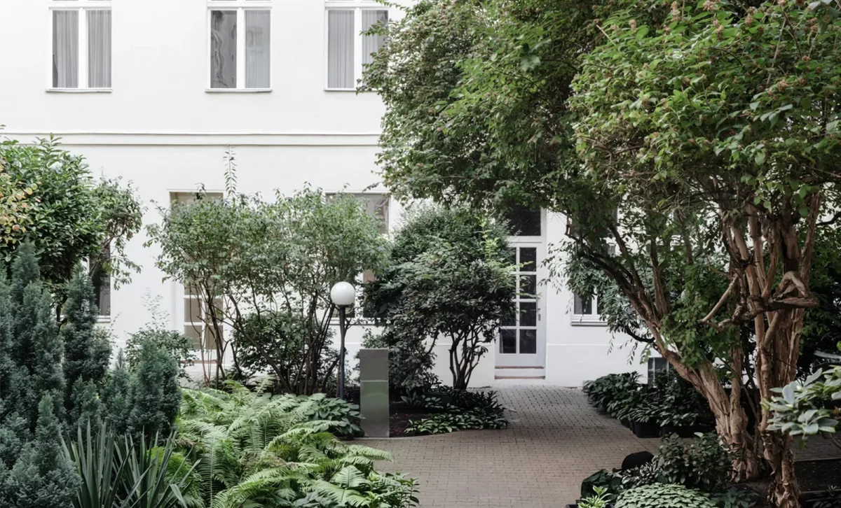 Innenhof mit beiden Eingängen