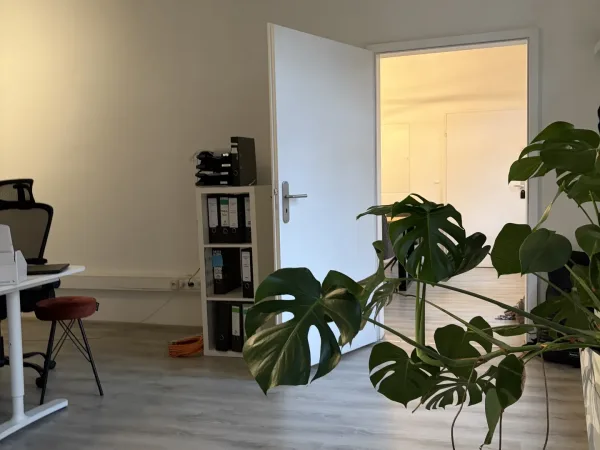Abschließbares Büro in Berlin (Prenzlauer Berg) – Helle Bürogemeinschaft in Berlin-Prenzlauer Berg — Bild 4